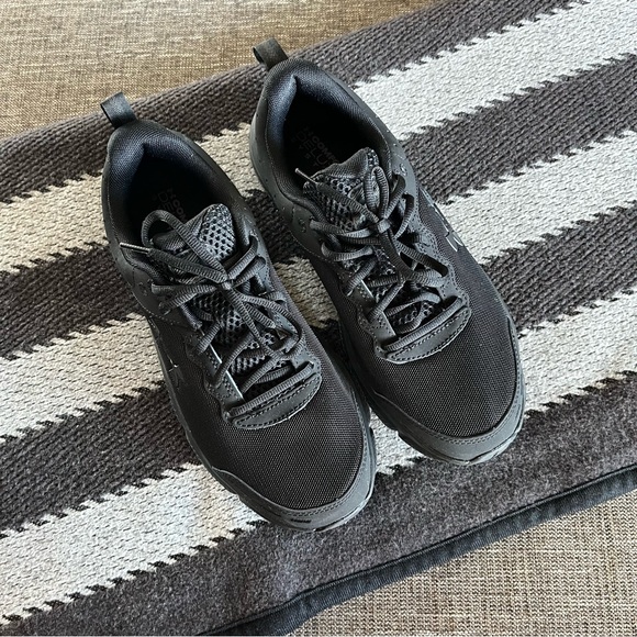 Under Armour shoes size 11 WIDE - Picture 2 of 6